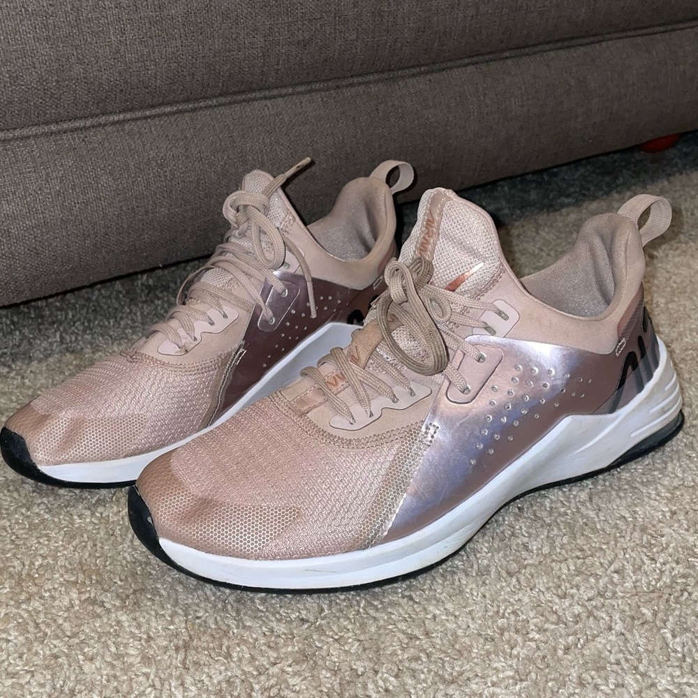 Nike Air Max Bella Women’s Rose Gold Training Shoe